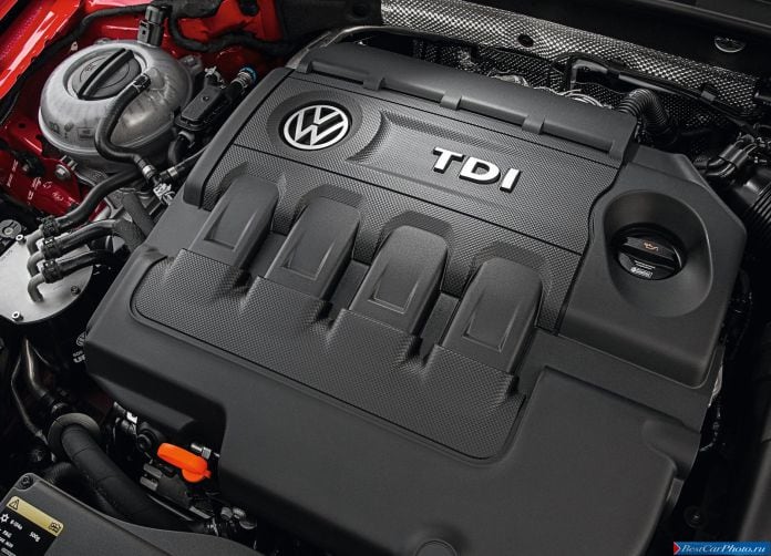 2014 Volkswagen Golf GTD - фотография 25 из 42