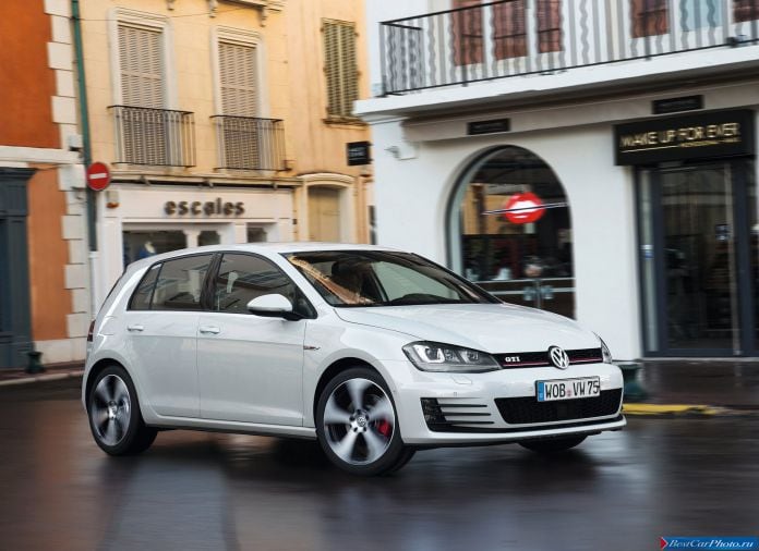 2014 Volkswagen Golf GTI - фотография 10 из 54 2014 Volkswagen Golf GTI - фотография 10 из 54