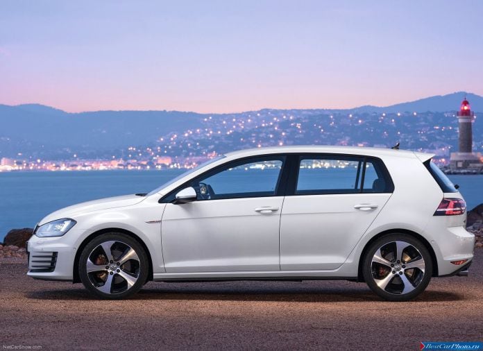 2014 Volkswagen Golf GTI - фотография 20 из 54