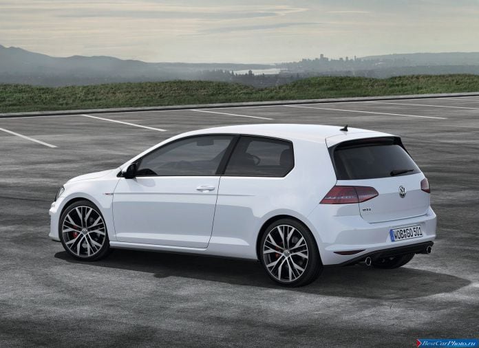 2014 Volkswagen Golf GTI - фотография 28 из 54