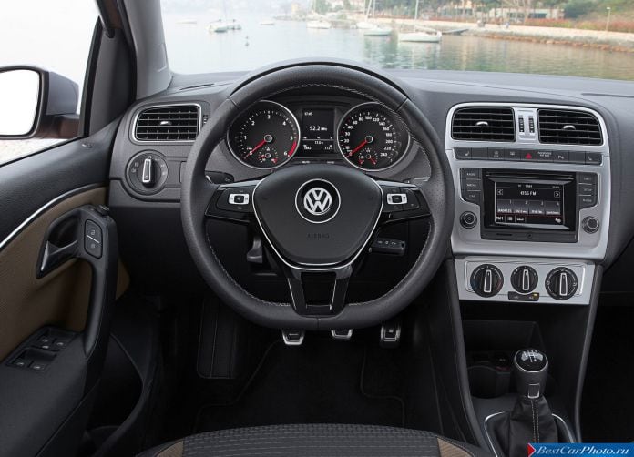 2014 Volkswagen CrossPolo - фотография 23 из 25
