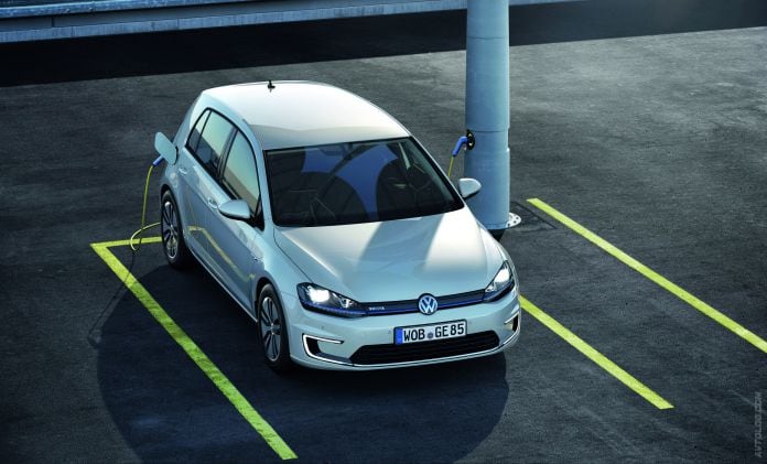 2014 Volkswagen e-Golf - фотография 7 из 16 2014 Volkswagen e-Golf - фотография 7 из 16