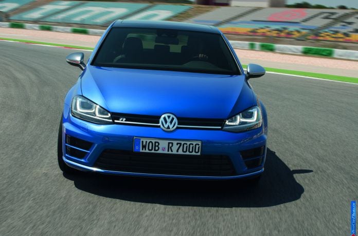 2014 Volkswagen Golf R - фотография 6 из 26 2014 Volkswagen Golf R - фотография 6 из 26