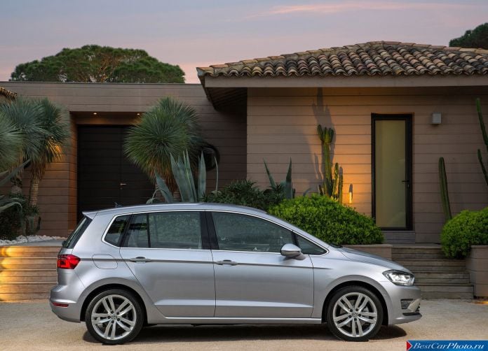 2014 Volkswagen Golf Sportsvan - фотография 18 из 57 2014 Volkswagen Golf Sportsvan - фотография 18 из 57