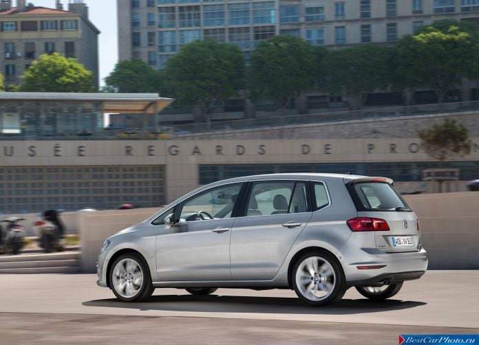 2014 Volkswagen Golf Sportsvan - фотография 27 из 57 2014 Volkswagen Golf Sportsvan - фотография 27 из 57