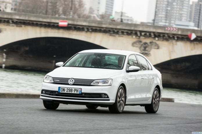 2014 Volkswagen Jetta Hybrid - фотография 1 из 16