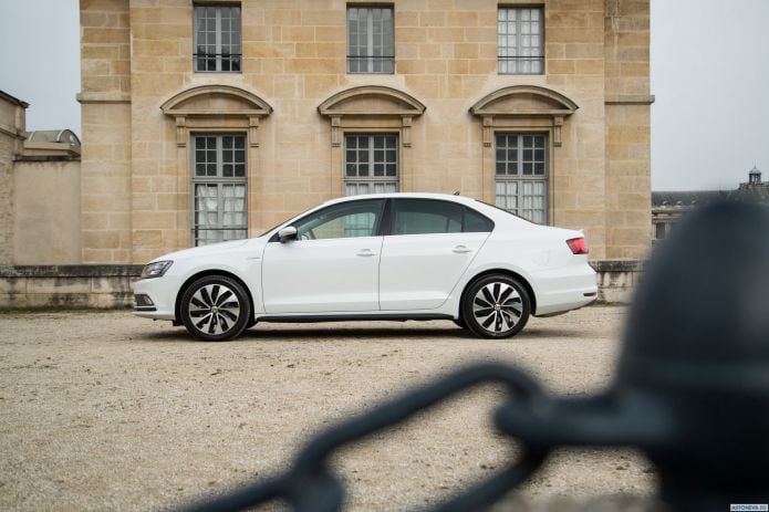 2014 Volkswagen Jetta Hybrid - фотография 8 из 16