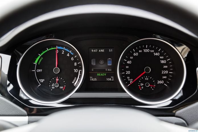 2014 Volkswagen Jetta Hybrid - фотография 13 из 16