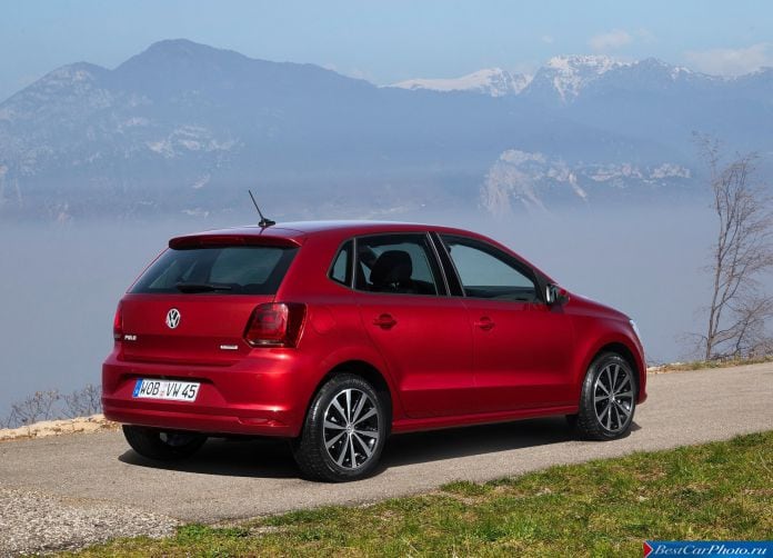 2014 Volkswagen Polo - фотография 13 из 41