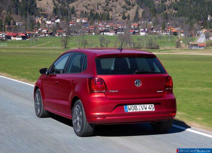 2014 Volkswagen Polo - фотография 16 из 41 2014 Volkswagen Polo - фотография 16 из 41