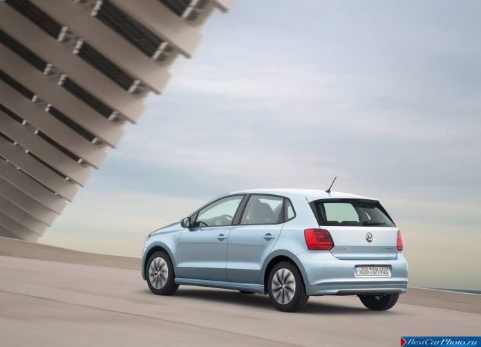 2014 Volkswagen Polo - фотография 17 из 41