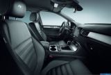 volkswagen_2014_touareg_r-line_008.jpg