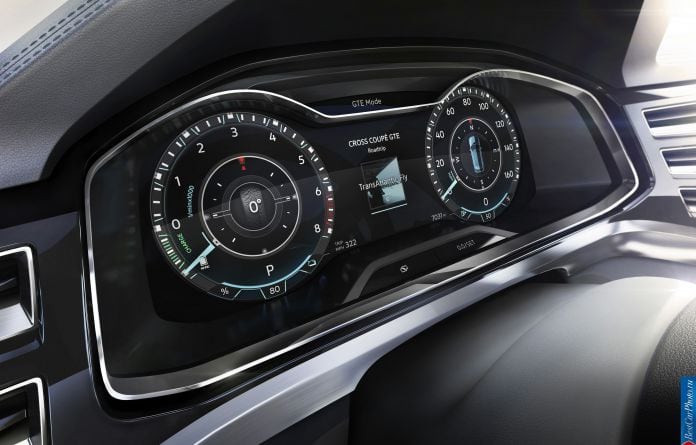 2015 Volkswagen Cross Coupe GTE Concept - фотография 39 из 43 2015 Volkswagen Cross Coupe GTE Concept - фотография 39 из 43