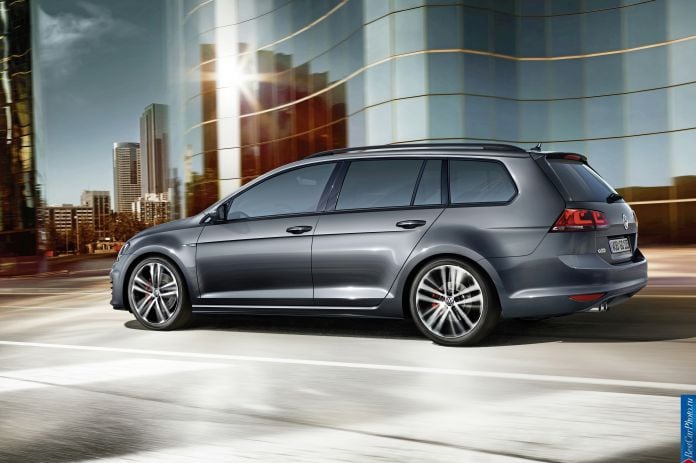 2015 Volkswagen Golf GTD Variant - фотография 2 из 2