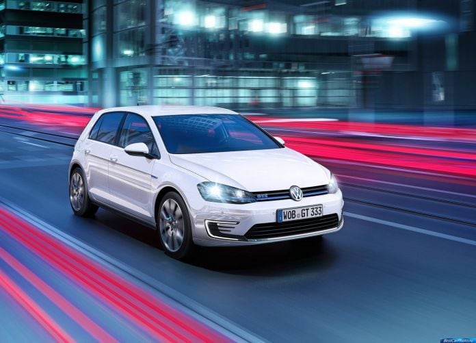2015 Volkswagen Golf GTE - фотография 4 из 10 2015 Volkswagen Golf GTE - фотография 4 из 10