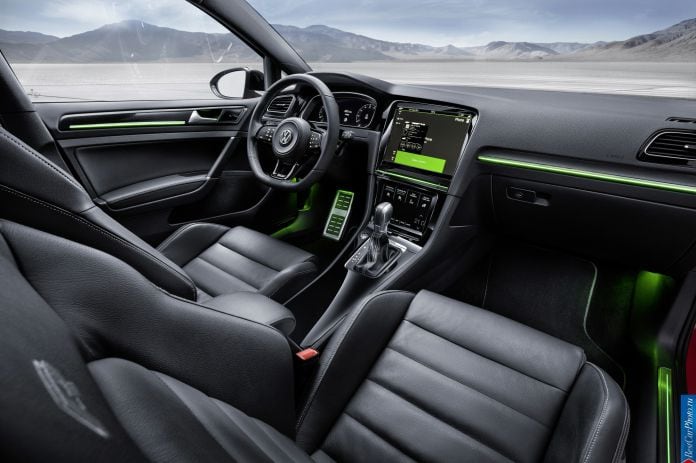 2015 Volkswagen Golf R Touch Concept - фотография 6 из 16 2015 Volkswagen Golf R Touch Concept - фотография 6 из 16