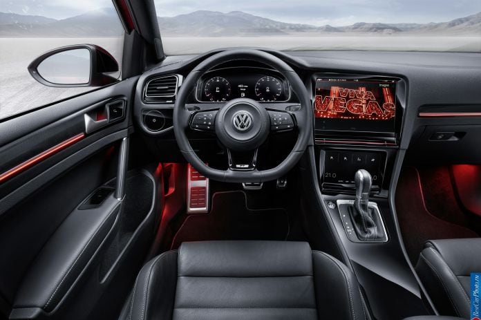 2015 Volkswagen Golf R Touch Concept - фотография 13 из 16