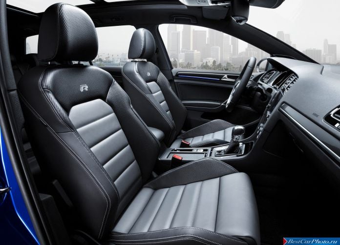 2015 Volkswagen Golf R Variant - фотография 15 из 21
