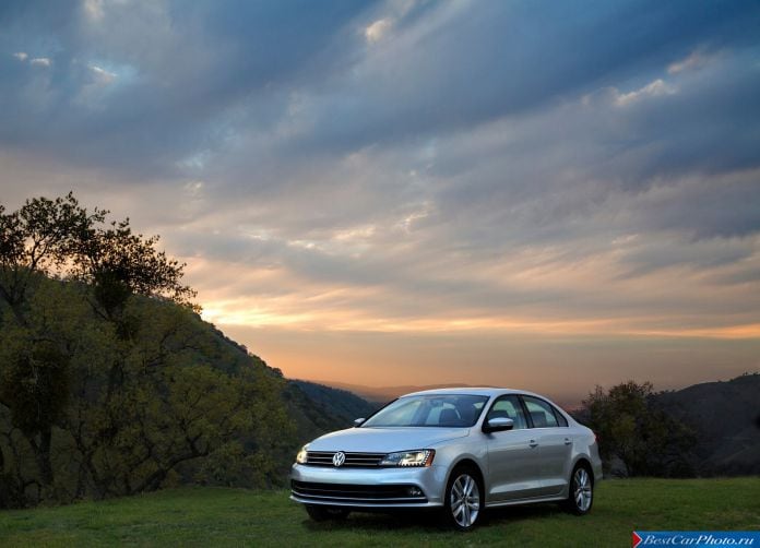 2015 Volkswagen Jetta - фотография 5 из 32
