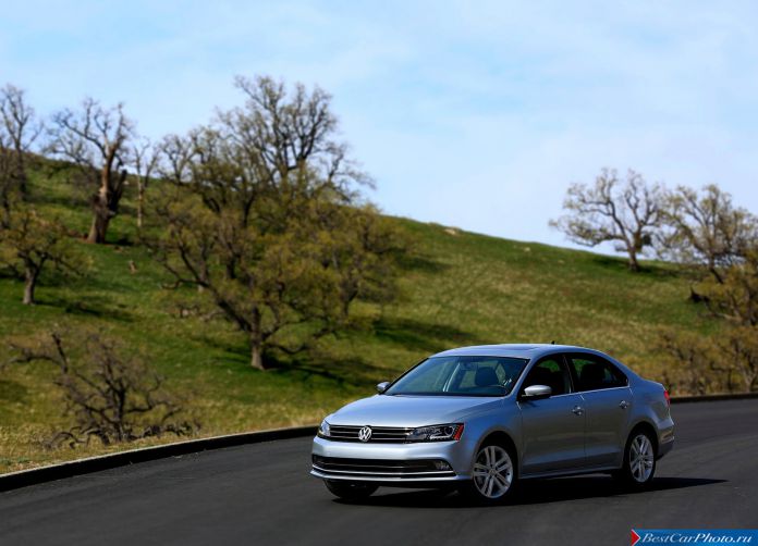 2015 Volkswagen Jetta - фотография 9 из 32