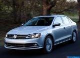volkswagen_2015_jetta_011.jpg