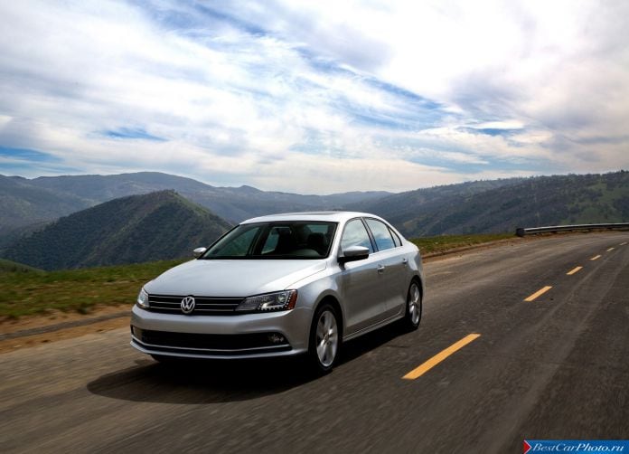 2015 Volkswagen Jetta - фотография 12 из 32