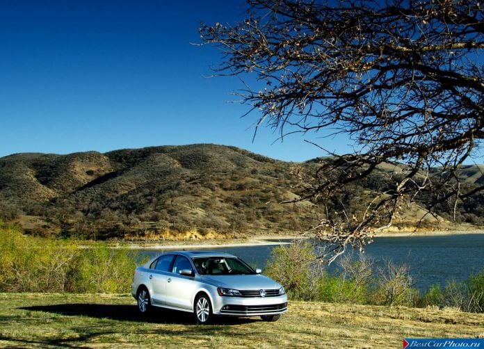 2015 Volkswagen Jetta - фотография 15 из 32