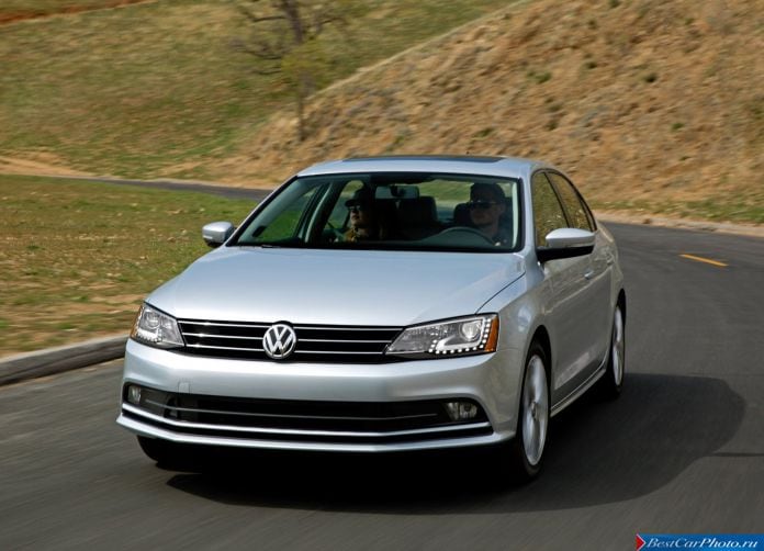 2015 Volkswagen Jetta - фотография 16 из 32