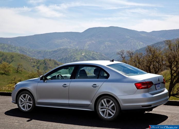 2015 Volkswagen Jetta - фотография 20 из 32