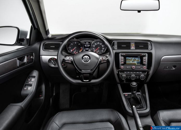 2015 Volkswagen Jetta - фотография 24 из 32 2015 Volkswagen Jetta - фотография 24 из 32