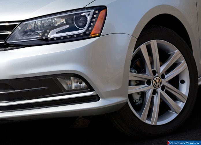 2015 Volkswagen Jetta - фотография 29 из 32