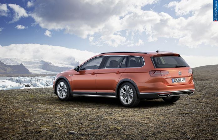 2015 Volkswagen Passat Alltrack - фотография 7 из 12