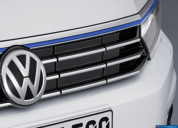 2015 Volkswagen Passat GTE - фотография 10 из 15 2015 Volkswagen Passat GTE - фотография 10 из 15
