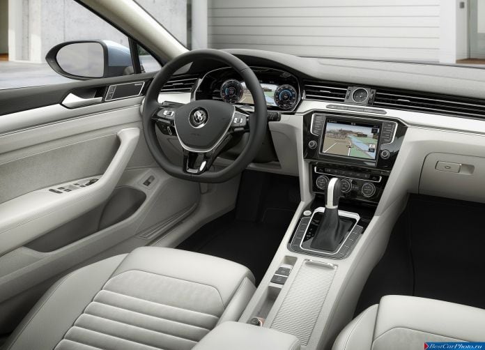 2015 Volkswagen Passat Variant - фотография 11 из 82