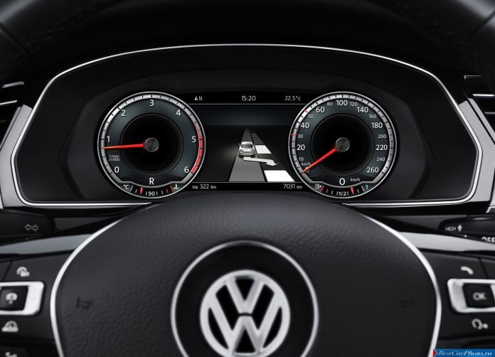 2015 Volkswagen Passat Variant - фотография 30 из 82