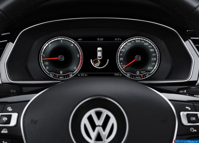 2015 Volkswagen Passat Variant - фотография 31 из 82