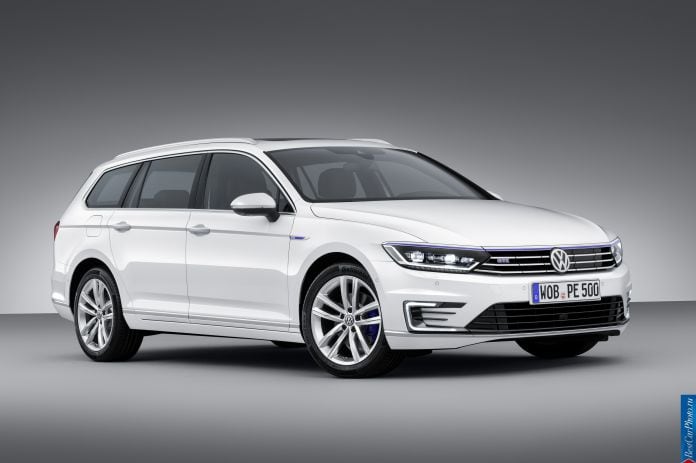 2015 Volkswagen Passat Variant GTE - фотография 1 из 12 2015 Volkswagen Passat Variant GTE - фотография 1 из 12