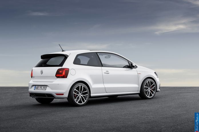 2015 Volkswagen Polo GTI - фотография 8 из 21 2015 Volkswagen Polo GTI - фотография 8 из 21