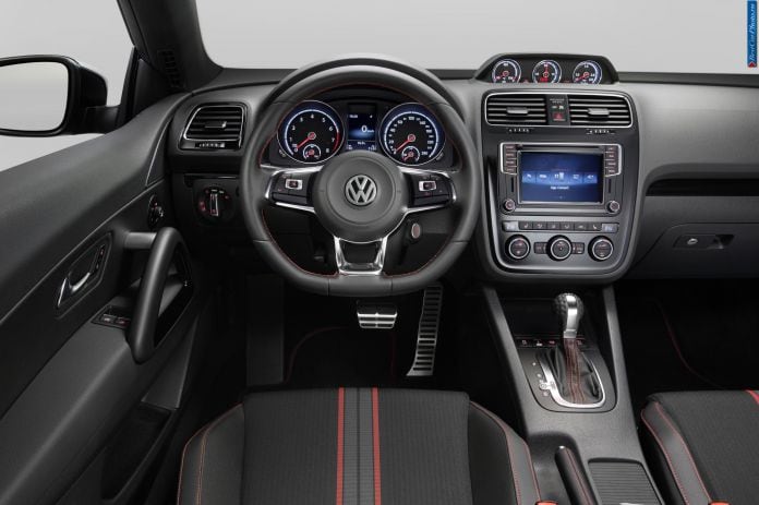 2015 Volkswagen Scirocco GTS - фотография 6 из 6