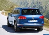 volkswagen_2015_touareg_017.jpg
