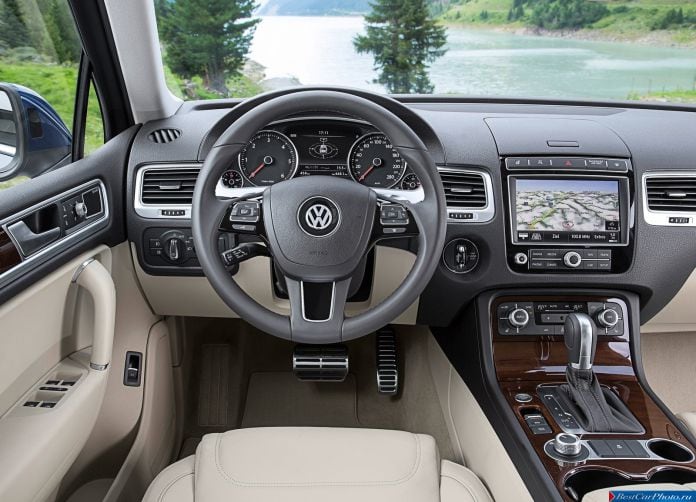 2015 Volkswagen Touareg - фотография 20 из 50 2015 Volkswagen Touareg - фотография 20 из 50