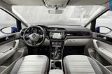 volkswagen_2015_touran_011.jpg