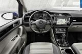 volkswagen_2015_touran_012.jpg