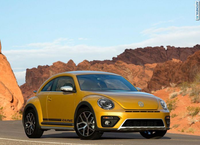 2016 Volkswagen Beetle Dune - фотография 2 из 8 2016 Volkswagen Beetle Dune - фотография 2 из 8