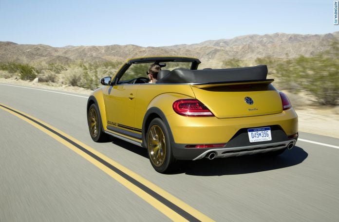 2016 Volkswagen Beetle Dune Cabriolet - фотография 3 из 7