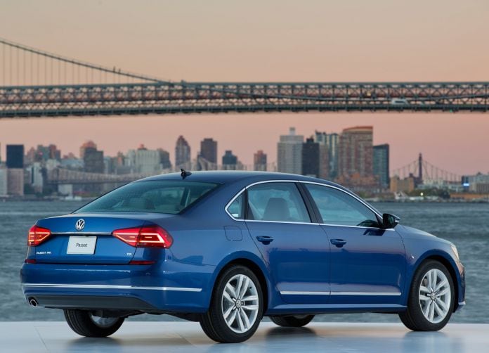 2016 Volkswagen Passat US - фотография 15 из 30