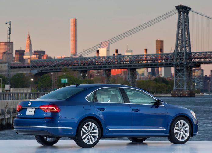 2016 Volkswagen Passat US - фотография 16 из 30