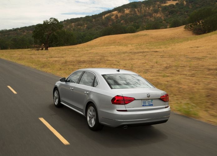 2016 Volkswagen Passat US - фотография 22 из 30