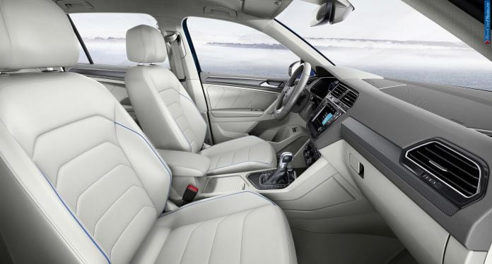 2016 Volkswagen Tiguan - фотография 36 из 46 2016 Volkswagen Tiguan - фотография 36 из 46