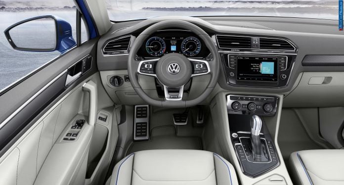 2016 Volkswagen Tiguan - фотография 38 из 46